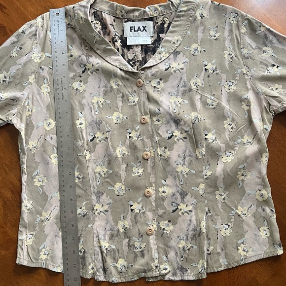 FLAX Ladie's Button-down Blouse - Picture 9 of 10